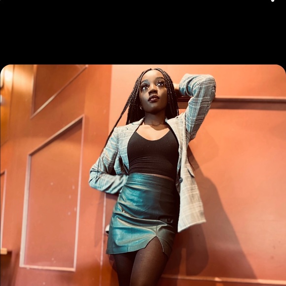 Coat - Picture 1 of 2